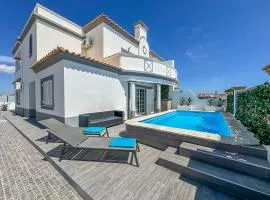 Luxury Villa walking distance Galé Beach Albufeira