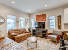 Trekker Townhome Mountain Charm Skiers Dream, holiday home in Georgetown