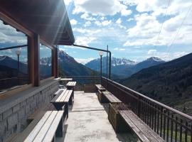 Stella Alpina Fabrezza, hotel en Saviore dellʼAdamello