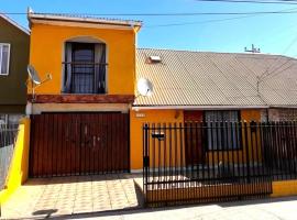 Beautiful house 3BE, 2BA With parking, hotel en Coquimbo