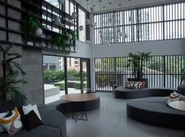 On Loefgreen by Housi