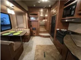 LOVELY RV