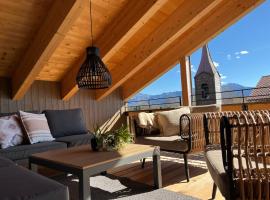 Chiemgauloft , 5 Sterne Ferienwohnung am Chiemsee, pl&aacute;žov&yacute; hotel v destinaci &Uuml;bersee