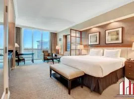 MGM Signature-36-603 Strip View Jacuzzi Studio