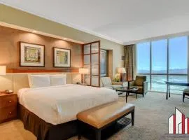 MGM Signature-29-604 Jacuzzi Studio