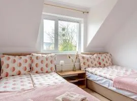 Pokoje i Apartamenty Marek - Niedaleko Plaży