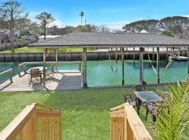 Canal Home Dock Walk to Beach Kayaks SUP Fishing