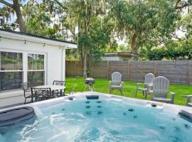 Rave Reviews for Waterway Views Spa Comfy Beds Bring Your Boat, spa hotel in St. Augustine