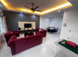 Lovely Homestay Austin Setia Indah 911、ジョホールバルのホテル