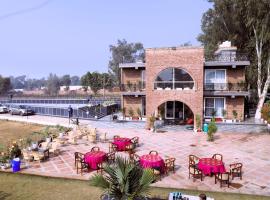 Ayaansh Resort- Westin Sohna Complex, cottage di Sohna