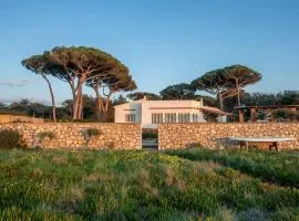 Villaflair - Gianella Beach Cottage