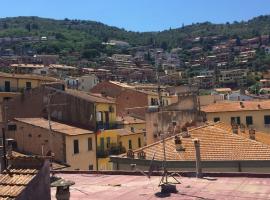 Sweet Home con vista mare, hotel in Porto Santo Stefano