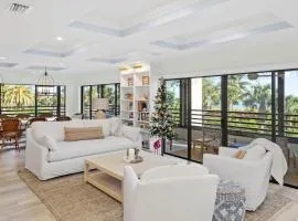Executive Residence at Gulfside Place Completely Renovated in 2021 Walk Out Panoramic Gulf Views