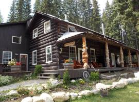 Beaverfoot Lodge: Parson şehrinde bir otoparklı otel