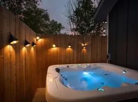 Das Ferienhaus cozy suite with hot tub