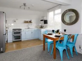 Two-bed beachside apartment West Wittering