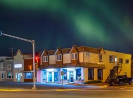 NN - Flats on 4th #1 - Downtown 2-bed 2-bath, appartement in Whitehorse