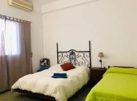 Con Garage - Casa Acogedora en el Centro de la Ciudad