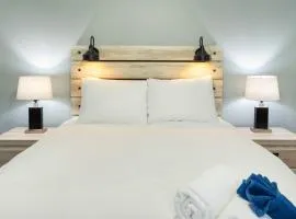 NN - The Mack - Crestview 1-bed 1-bath