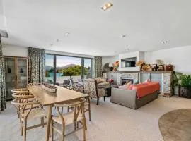 Pembroke Luxury Apartment