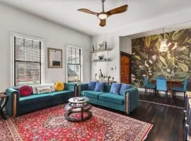 Stylish 2-Bedroom Apartment in Garden District