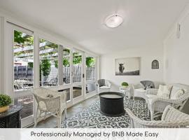 Hamptons House - Scandi Heritage Charm, hotel in Bathurst