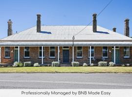 The Borenore Inn - Historic Charm, Entertainer, hotelli kohteessa Borenore