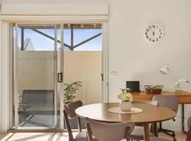 Little Malop Escape I Central Geelong