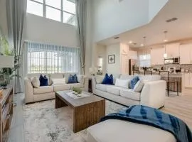 Luxury 5BR Home, Private Pool, Prime Location