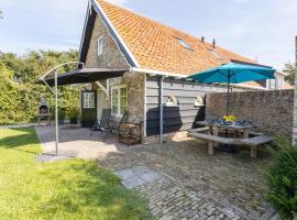 De Grote Schuur at Buitenplaats Zeeuwse Liefde, hotel a Westkapelle