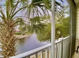 Lakefront Condo w Huge Waterfront Pool Hot Tub