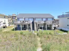 HAZELS CHILD II Beach House DIRECT OCEANFRONT Ocean and Pier Views