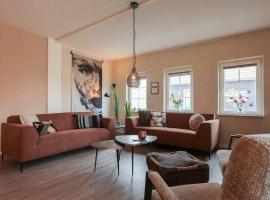 Hello Zeeland - vakantiewoning Knuitershoek 66:  bir tatil evi