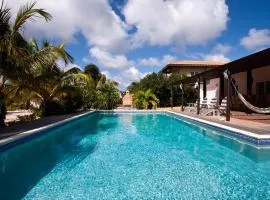 Kas Vis with Private Pool in Upscale Punt Vierkant