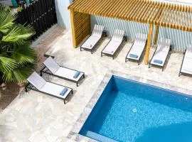 Liv Inn Bonaire with Pool and Nice Cooling Winds