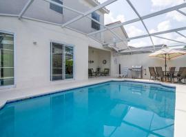 Marvelous 4Bd Close to Disney w Pool at 313 Tuscan Hills, hotel in Davenport