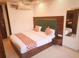 Hotel D Tark Near IGI Airport, hotel near Delhi International Airport - DEL, New Delhi