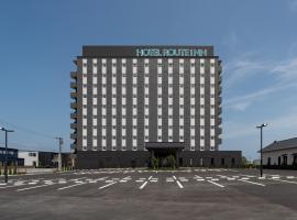 Viesnīca ar autostāvvietu Hotel Route Inn Tokushima Airport -Matsushige Smartinter- pilsētā Matsushige