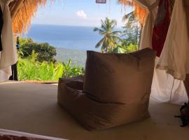 ํ
์์ฟจ๋ผ์ ์์นํ ํธํ
Bumi Cinta Bali