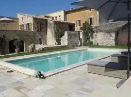 Villa de 6 chambres avec piscine privee jardin clos et wifi a Saint Saturnin les Apt