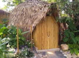 Samui Circus Studio & Ville - Dome Bungalow 5, bungalov v destin&aacute;cii Nathon Bay