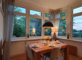 JanPartment - geräumig - W-LAN - Natur - Garten - Entspannung - zentral - 10 Min WV-Werk - Carport - 24h CheckIn