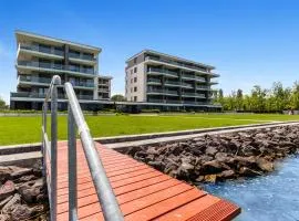Lake Side Luxury Steps To The Lake Lela - Happy Rentals