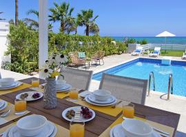 Villa Ivory - Seafront, Hotel in Agia Napa