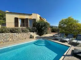 Villa 6 couchages, piscine, vue mer-Le Tignet (06)