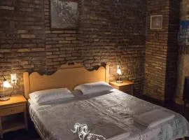 Koumos Stone Villas
