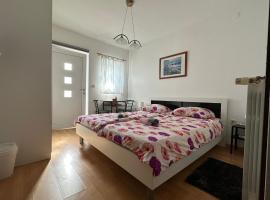 Rooms MARE, bed and breakfast en Poreč-Parenzo