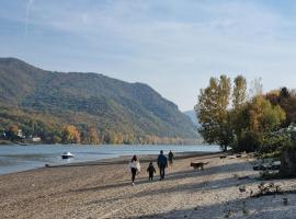 Dunaparti fészek a Dunakanyarban, partmenti szállás Pilismaróton