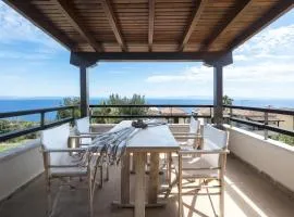 Afytos Villa Pearl by Luxlikehome