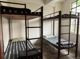 Dormitory at Kerins Guest House, хостел у місті Шиллонг